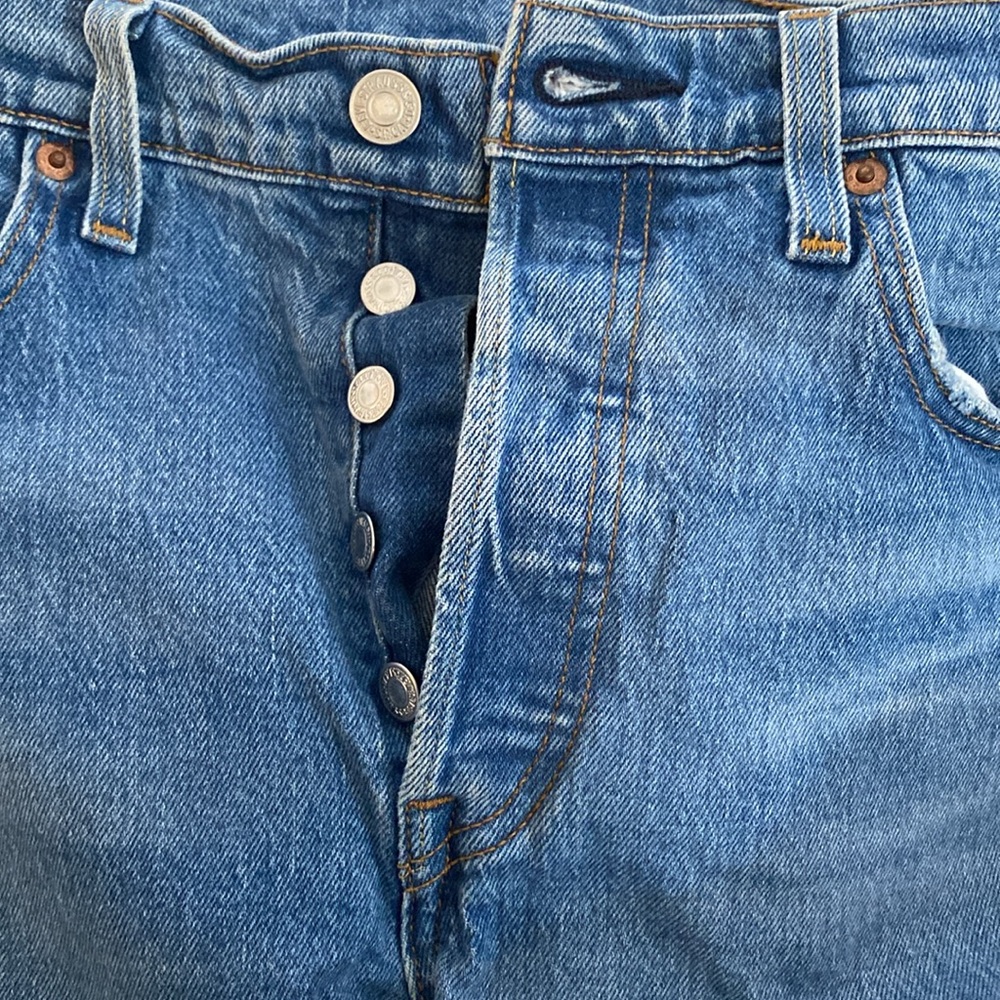 Levi’s Medium Wash 501 Wedgie Straight Fit Ripped Jeans - Picture 3 of 6